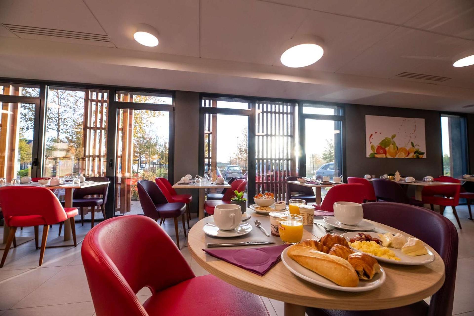 Brit Hotel Eden Spa Honfleur Bagian luar foto