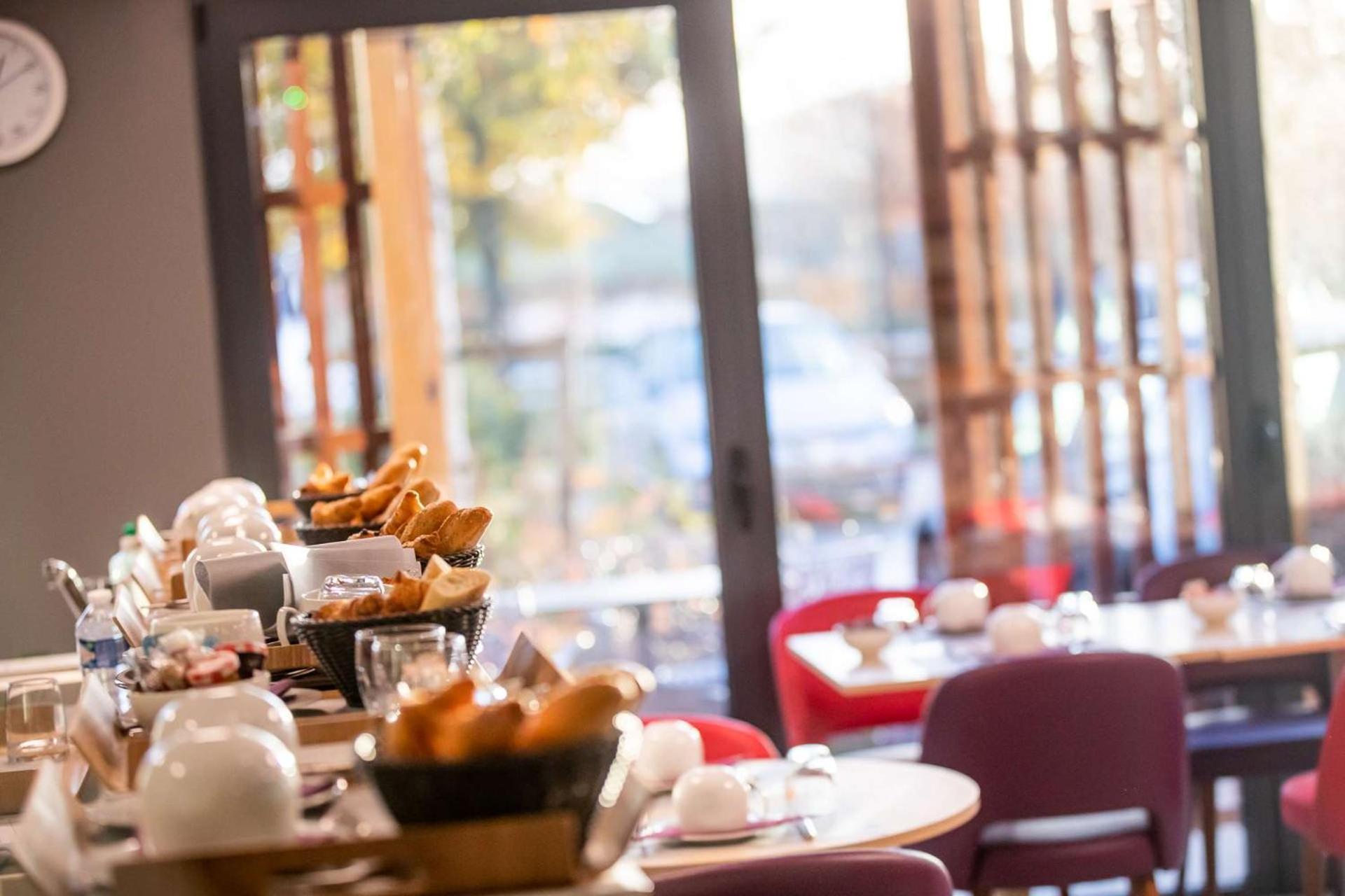 Brit Hotel Eden Spa Honfleur Bagian luar foto
